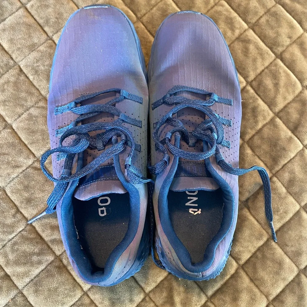 NOBULL Iridescent Sneaker - Picture 4 of 8